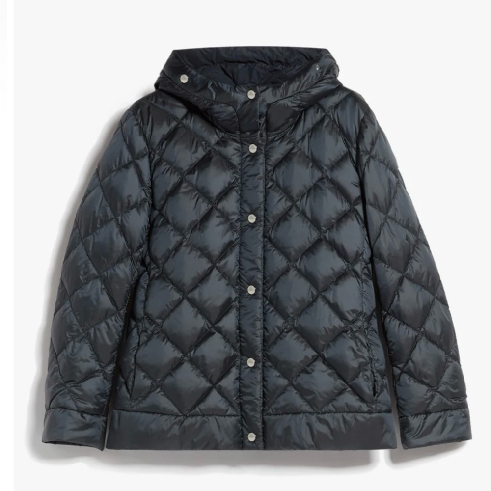 Max Mara Reversible Down Jacket. Water Resistant.